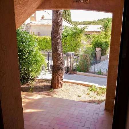 Maison Familiale Sous Les Palmiers De Vila *